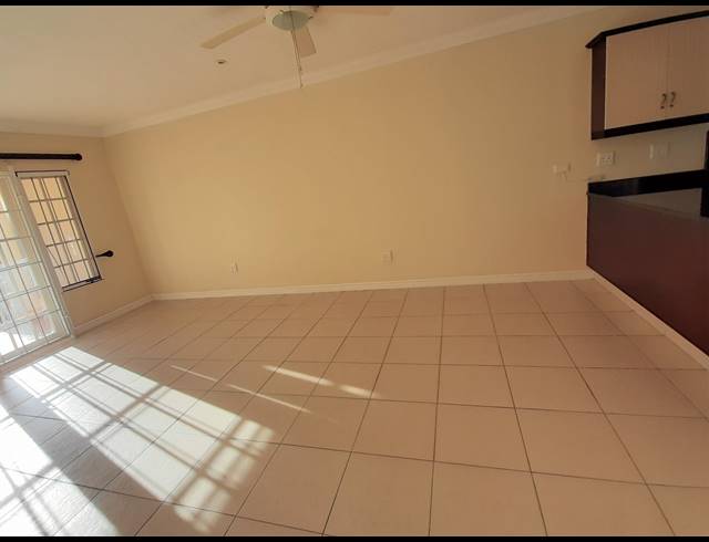 2 BEDROOM TOWNHOUSE TO LET IN SOMERSET VALLEY ESTATE